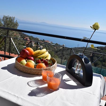 Apollo Romantic Sea View Villa Kiveri Exterior photo