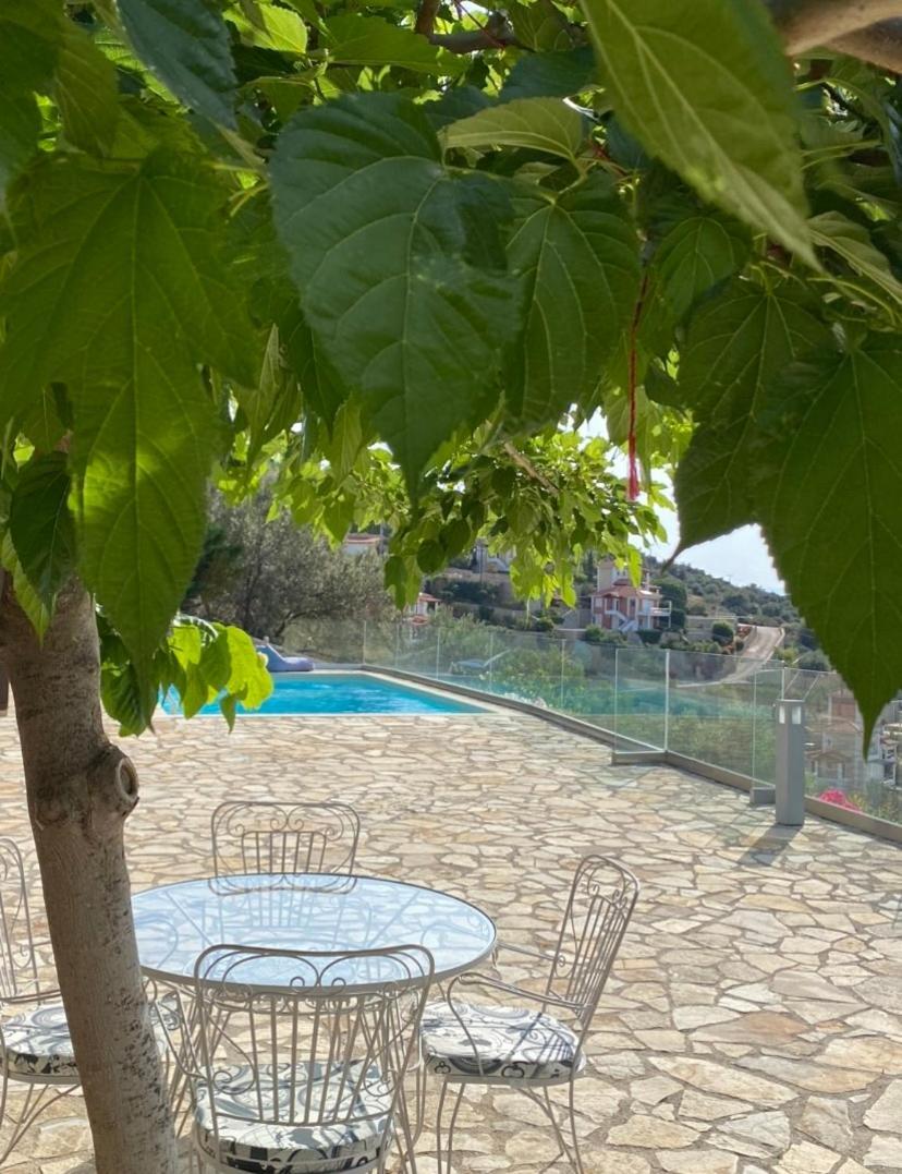 Apollo Romantic Sea View Villa Kiveri Exterior photo
