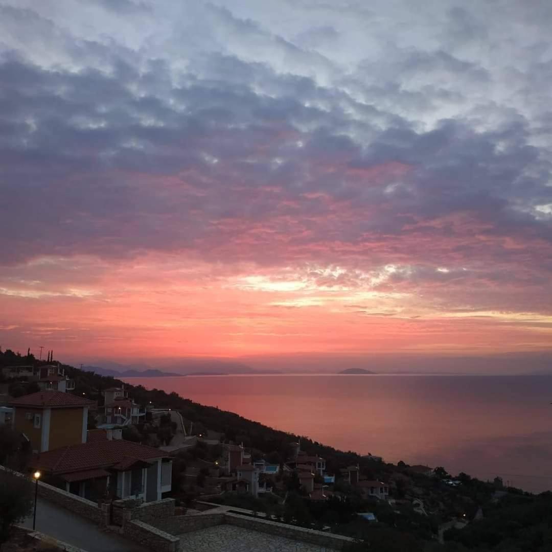 Apollo Romantic Sea View Villa Kiveri Exterior photo