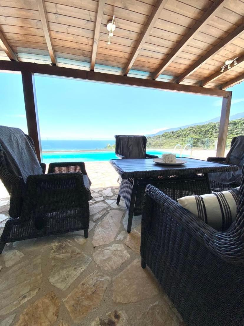 Apollo Romantic Sea View Villa Kiveri Exterior photo